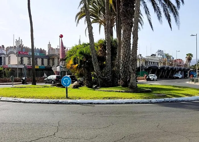 Dalius - With Pool Near The Dunes Of Maspalomas *